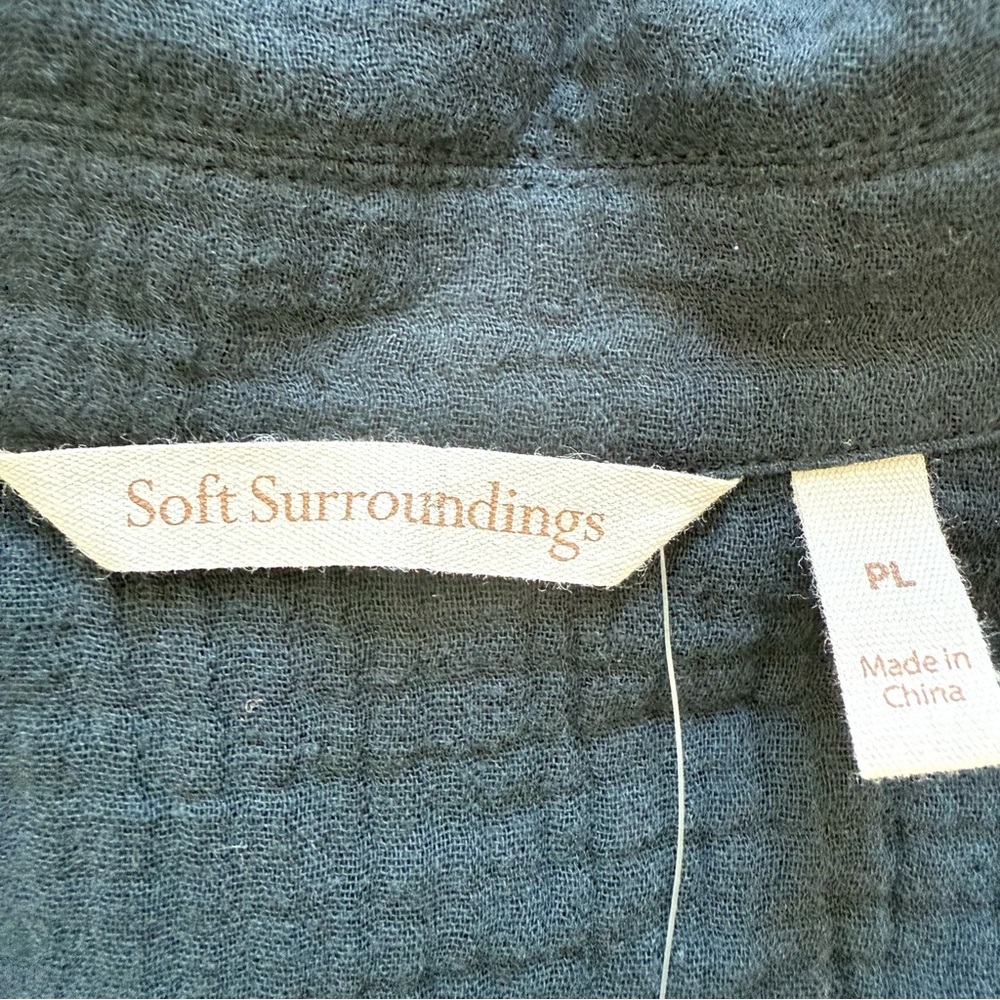 Soft Surroundings women black blouse size L - Picture 4 of 7